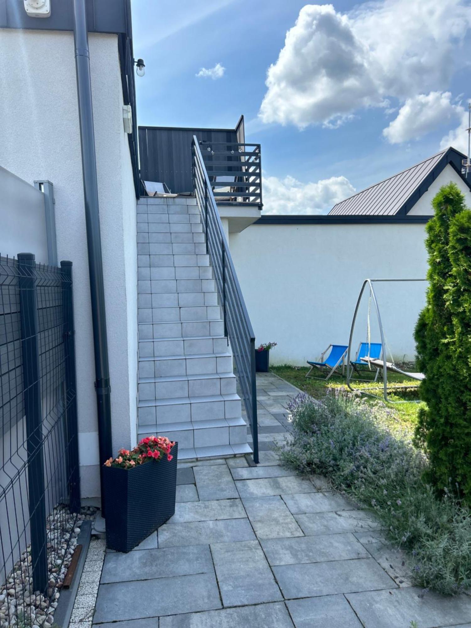 Villa Koniec Swiata Dom 84M2 Z Balia Mikołajki Esterno foto